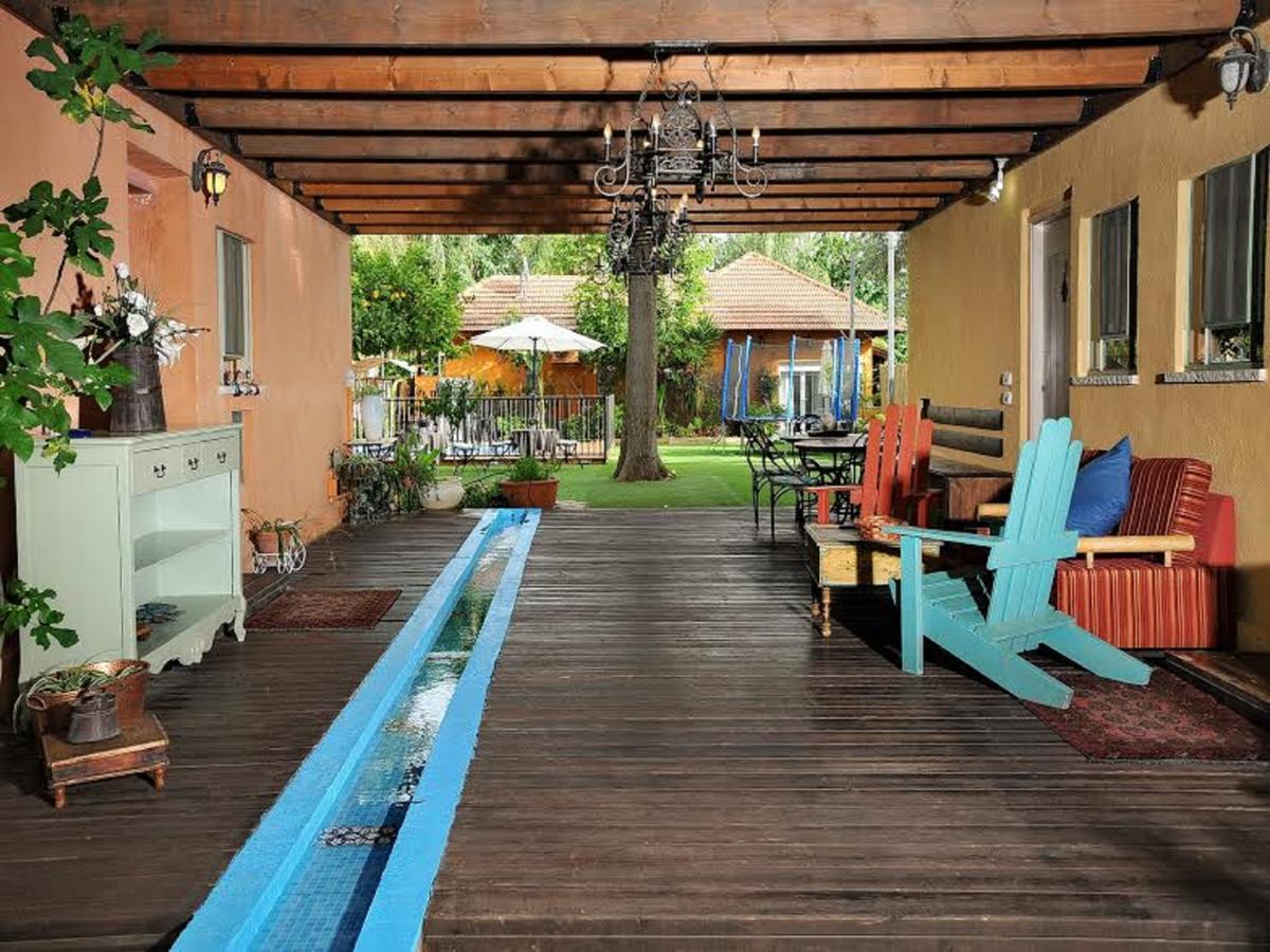 Love & Lemons Yesud HaMa'ala Exterior foto