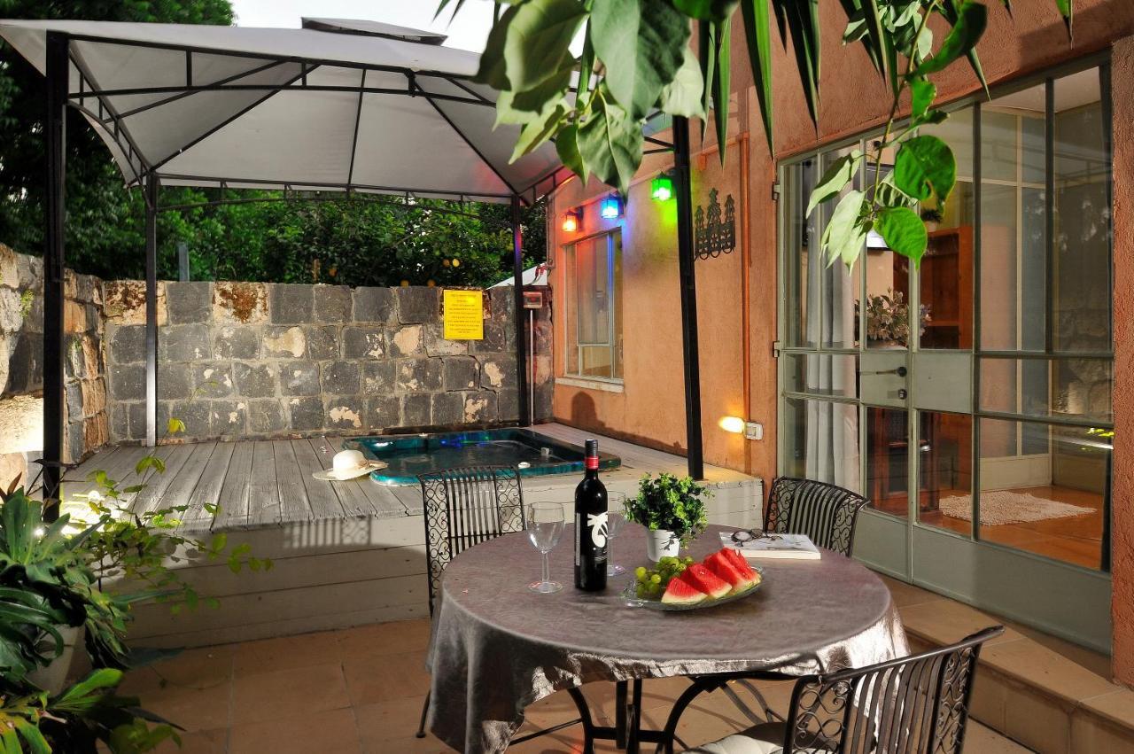 Love & Lemons Yesud HaMa'ala Exterior foto
